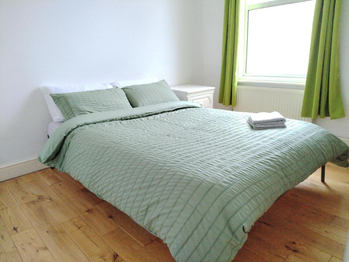 Cosy Rooms Near Canary Wharf & The O2 Лондон Экстерьер фото