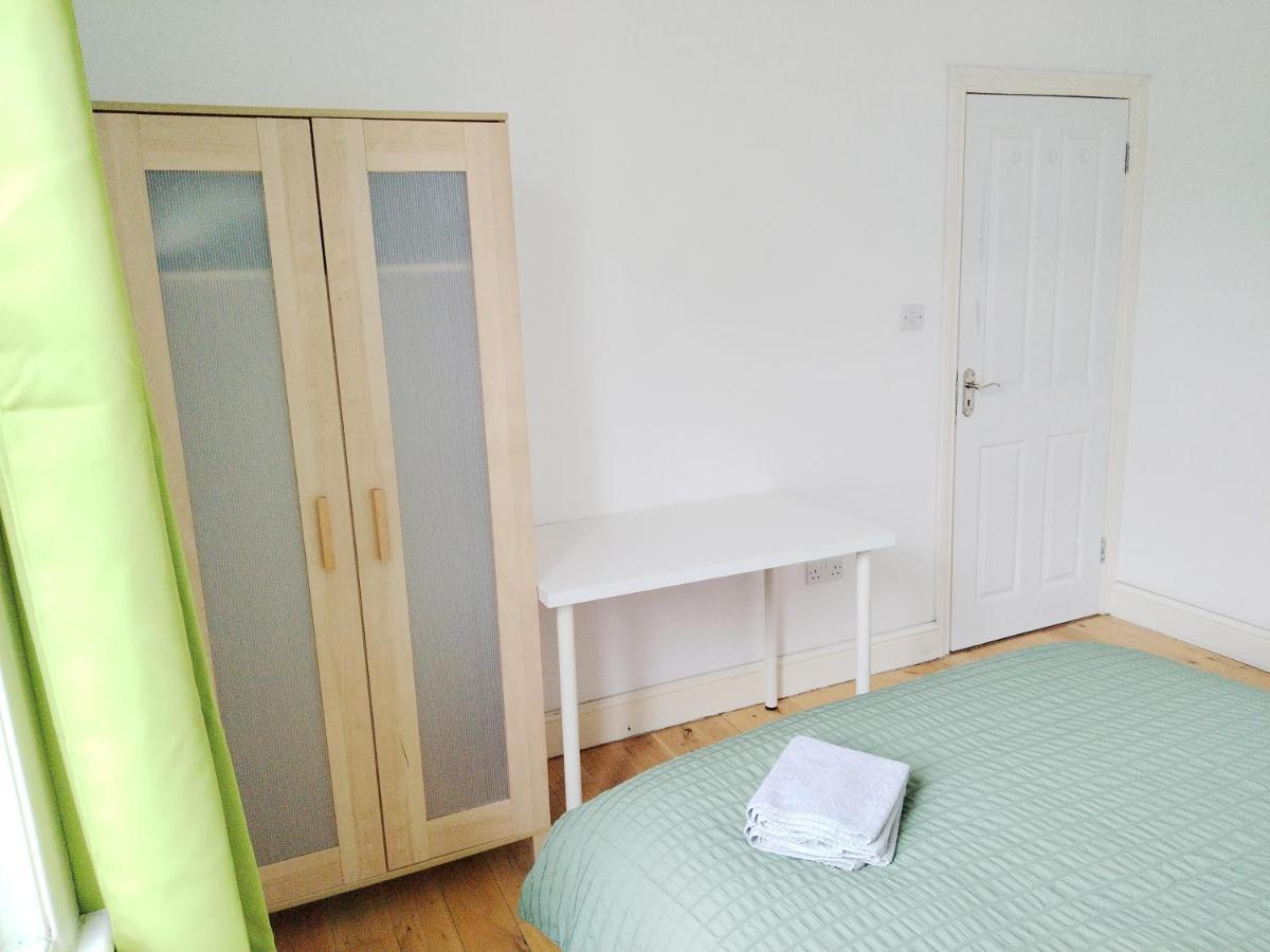 Cosy Rooms Near Canary Wharf & The O2 Лондон Экстерьер фото