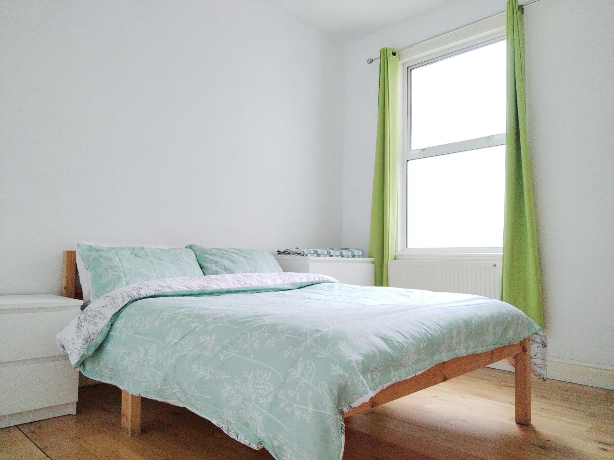 Cosy Rooms Near Canary Wharf & The O2 Лондон Экстерьер фото